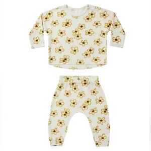 Rylee + Cru Slouch Set in Daisy